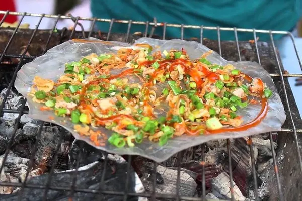 Buon Ma Thuot Street Food Adventure: A Scooter Tour Delight!