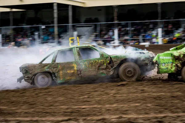 Tallinn Demolition Derby: Crash, Bash, and Thrash Your Way to Victory!