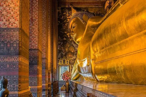 Discover Bangkok's Royal Heritage: Grand Palace & Wat Pho Half-Day Tour