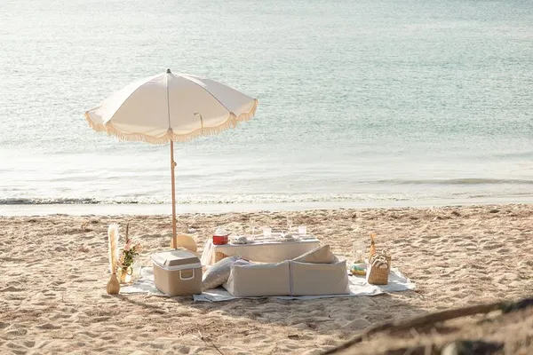 Romantic Phuket Beach Sunset Picnic: Unforgettable Date