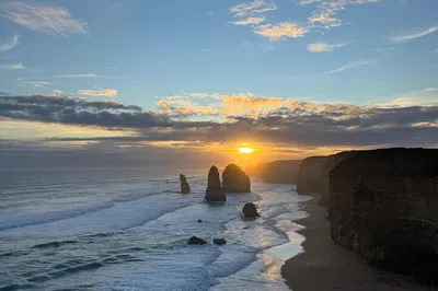 Great Ocean Road Private Tour: 12 Apostles & More!