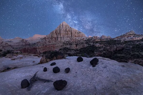 Unlock Capitol Reef's Beauty: Expert Photography Tours