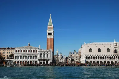 Venice Fairytale: A Whirlwind Day Trip from Bergamo