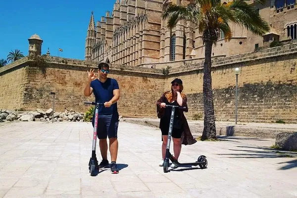 Palma Electric Scooter Adventure: Discover Mallorca's Charm!