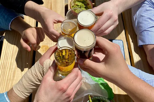 Chicago Brewery Expedition: Guacamole, Craft Beer & Historic Landmarks!