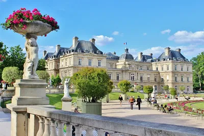 Unveiling Luxembourg: A Local's Secret Walking Tour