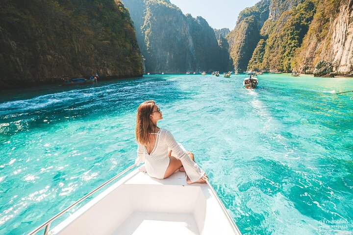 Phi Phi Islands Speedboat Adventure: Maya Bay & Beyond!