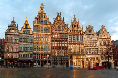 Unleash Your Inner Explorer: Antwerp's Self-Guided Scavenger Hunt!