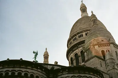 Unveiling Paris: Private Tour of Marais & Montmartre from CDG