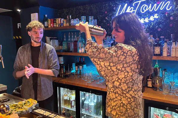 Craft Your Signature Cocktail: Mixology Magic in Nice!