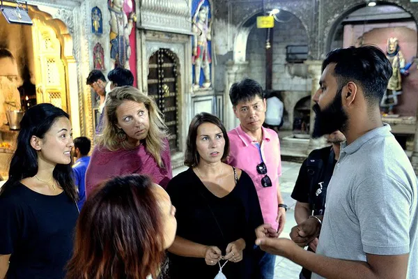 Unveiling Jaipur's Soul: A Cultural Heritage Walk Through the Pink City