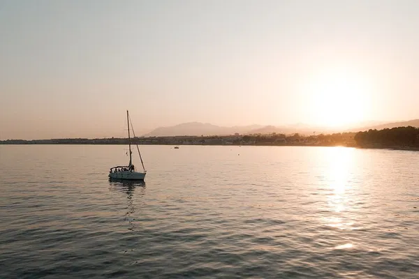 Luxury Marbella Sailing: Blissful 2-Hour Private Charter