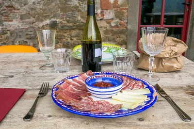 Cernobbio Culinary Secrets: Dine & Discover Local Flavors