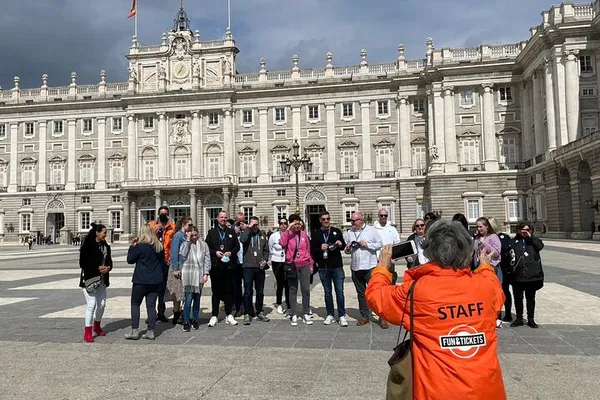Madrid Royal Palace: Skip-the-Line Small Group Tour