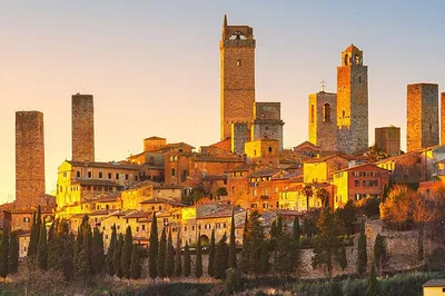 Tuscany Dream: Cruise to Siena & San Gimignano by Private Car