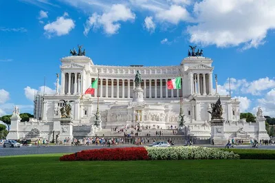 Uncover Ancient Wonders: A Guided Walking Tour Through Rome's Heart