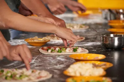 Tivoli Pizza & Tiramisu Class at Local's Home