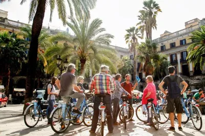 Barcelona's Historical & Modernist Bike Adventure: Pedal Through Time!