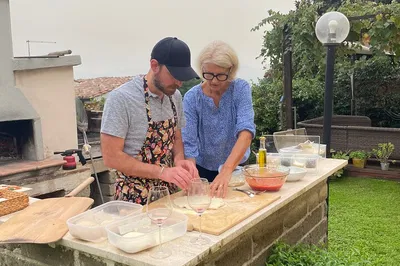 Authentic Roman Pizza-Making: A Family Villa Culinary Escape