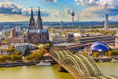 Brussels to Cologne: A Luxurious Private Transfer with Maastricht Stop