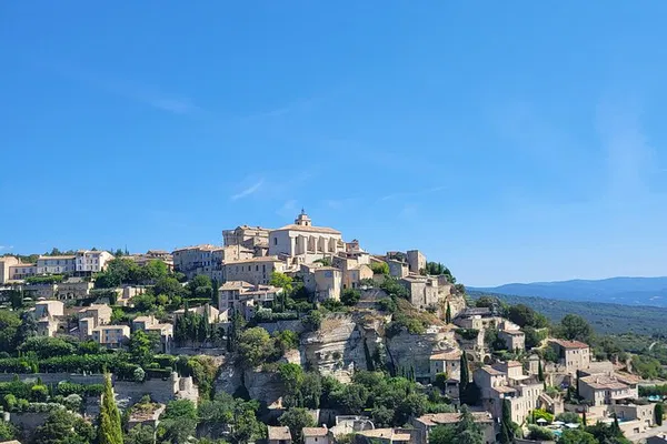 Discover Provence's Charm: Luberon Villages & Lavender Fields Tour