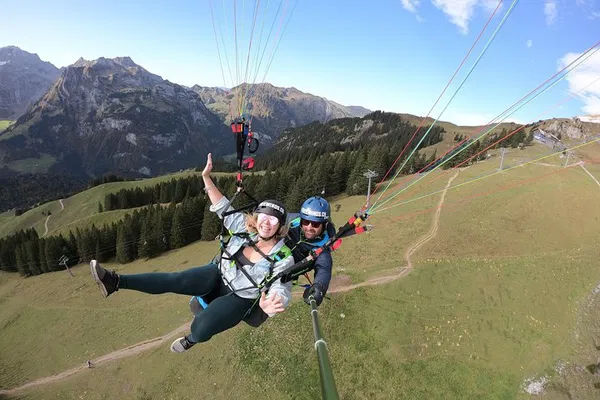 Soar Above Lucerne: A Breathtaking Paragliding Tandem Adventure