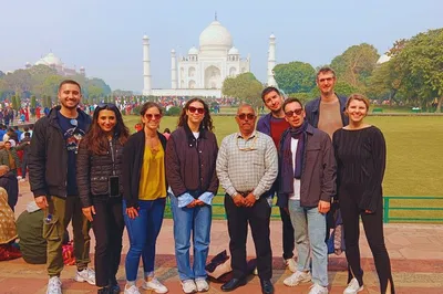 Discover Mughal Marvels: Taj Mahal & Fatehpur Sikri Day Tour from Delhi