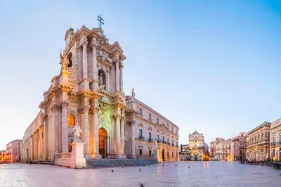 Siracusa & Ortigia Tour from Taormina