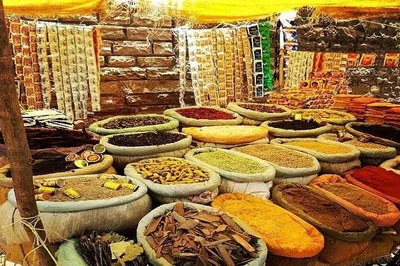 Uncover Old Delhi: A Vibrant Heritage Walking Tour