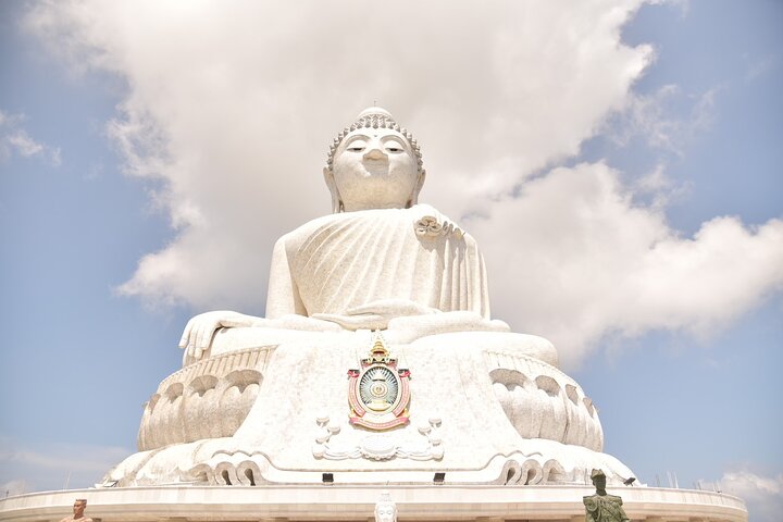 Phuket's Instagrammable Gems: A Private Photo Tour