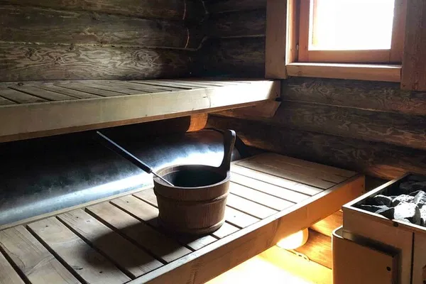 Helsinki: Private Sauna & Finnish Dinner Experience