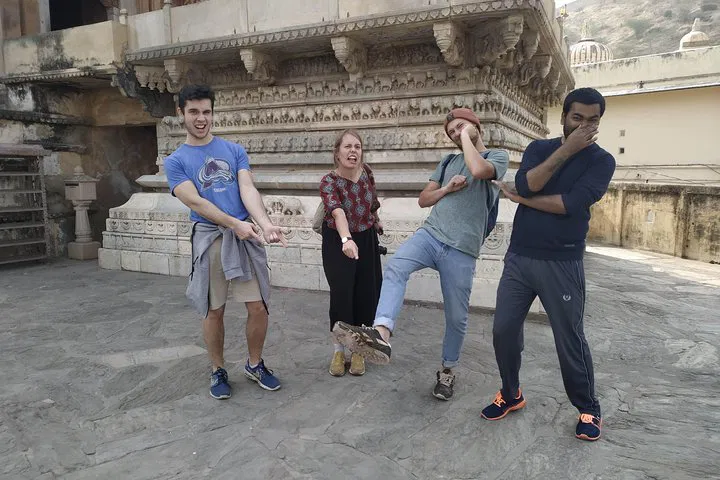 img0
