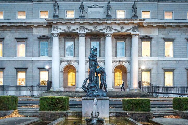 Explore Dublin's Docklands: A Self-Guided Historical Audio Journey