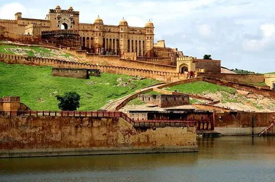 Discover Jaipur's Majesty: A Whirlwind Day Tour from Delhi