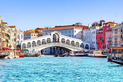 Unforgettable Italy: Small Group Tour of Venice, Florence, Rome & Amalfi