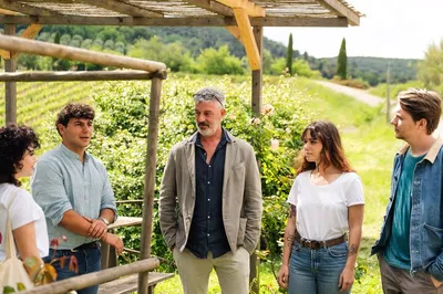 Florence & Tuscany Day Trip: Wine, Lunch from Rome