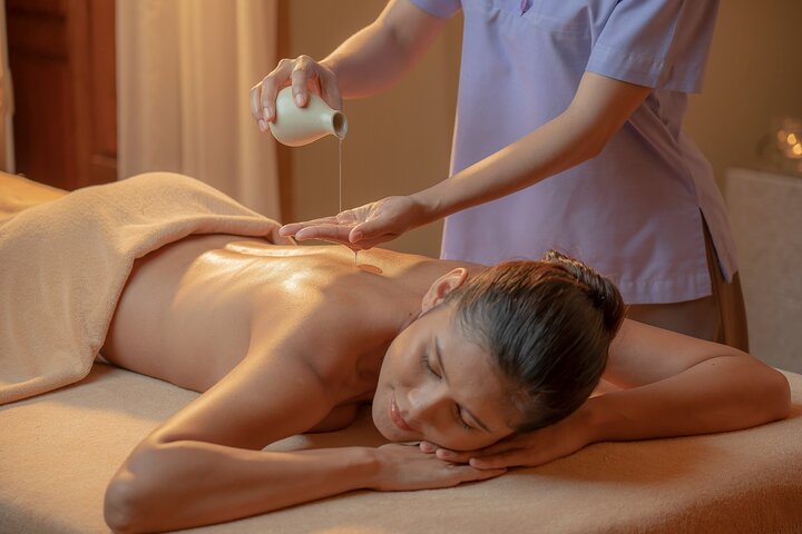 Lime Leaf Massage: Phuket's Ultimate Relaxation Escape