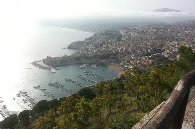 Image 3