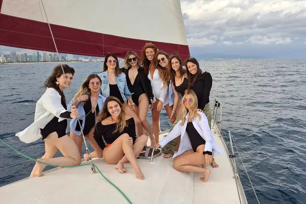 Barcelona Sailing: Open Bar, Snacks & Sunset Views!