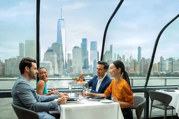 Indulge in Luxury: NYC Bateaux Brunch Cruise with Skyline Views