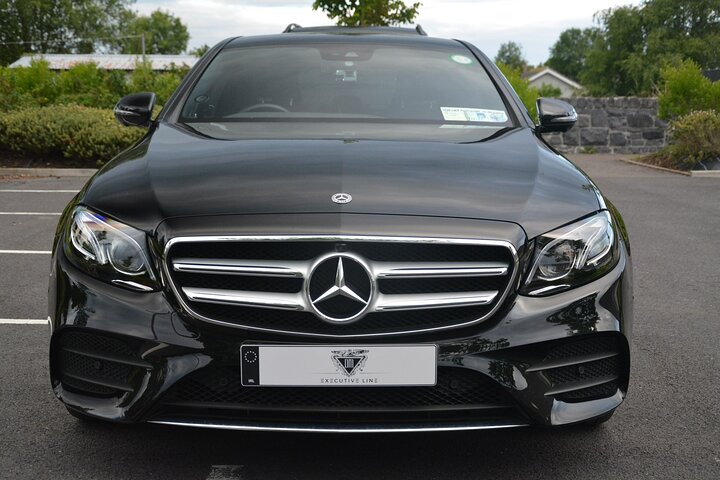 Dublin Airport: Private Car to Kinnitty Castle