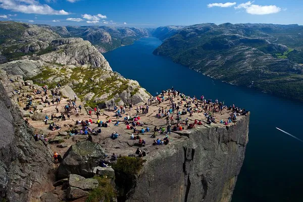 Lysefjord & Pulpit Rock Adventure: Unforgettable Stavanger Join-In Tour