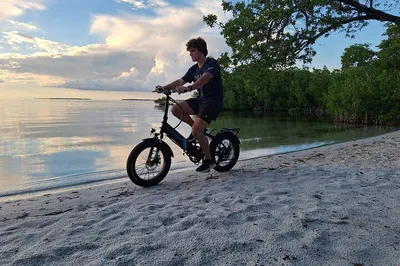 Glide Through Paradise: E-Bike Adventure in the Florida Keys!