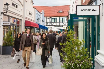 Luxury Shopping Spree: Private Tour to Neumünster Designer Outlet from Hamburg