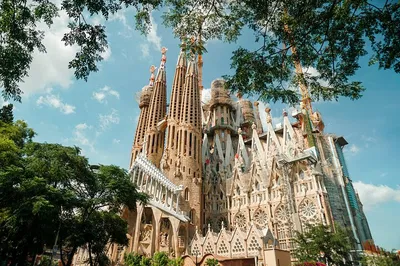 Barcelona Photo Safari: Capture Memories & Explore!