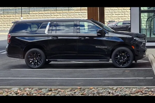 Luxury North Shore Tour: Unveiling PEI's Coastal Gems