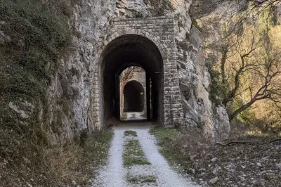 Spoleto Hiking Tour: Half-Day Guided Adventure