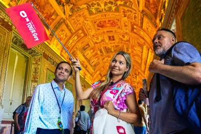 Exclusive Vatican Evening: Art, History, and Serenity Await!