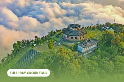 Da Nang: Bach Ma National Park Trek & Beach Escape