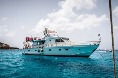 Lampedusa Boat Tour: Swim, Snorkel & Fresh Fish Lunch!